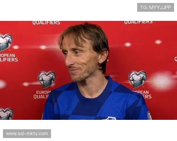 克罗地亚三球完胜直布罗陀莫德里奇替补登场展现领袖风范